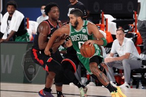 星空体育在线登录-社区盾赛程吃紧，斯图加特转会期单刀错失，悬念犹存，控场能力受关注的简单介绍-星空体育在线登录